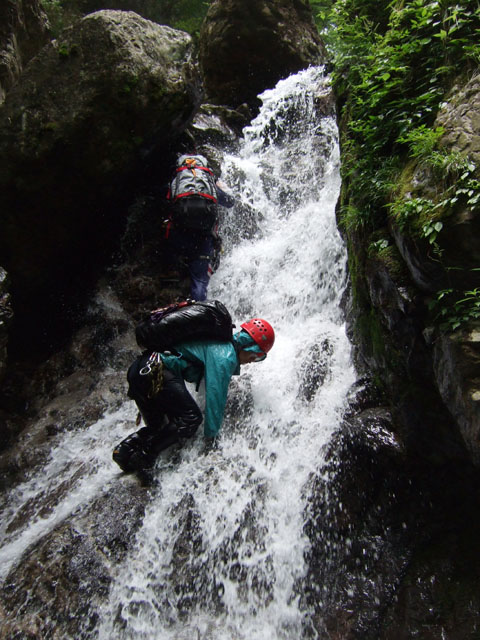 2007_0626showerclimb.jpg